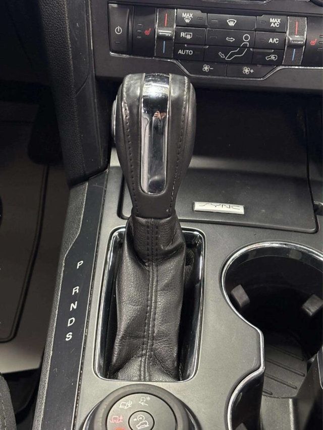 2018 Ford Explorer XLT 4WD - 22962420 - 32