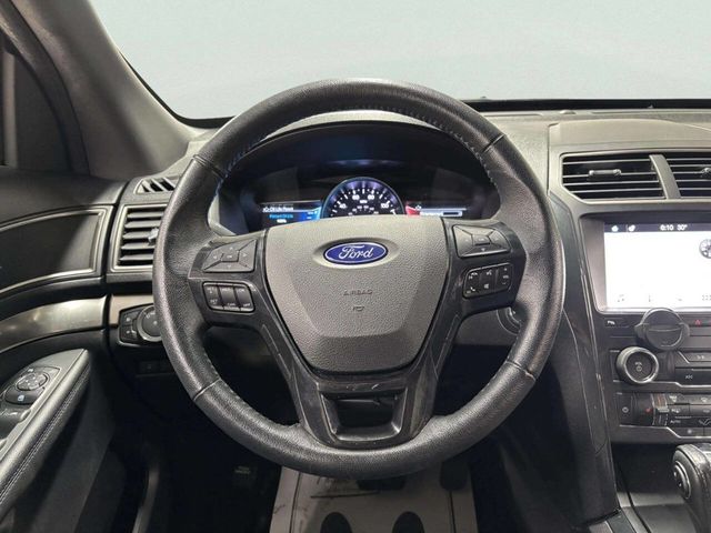2018 Ford Explorer XLT 4WD - 22962420 - 35
