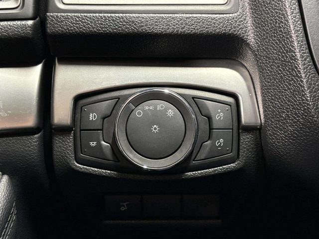 2018 Ford Explorer XLT 4WD - 22962420 - 42