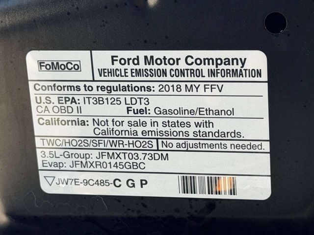 2018 Ford Explorer XLT 4WD - 23033654 - 17