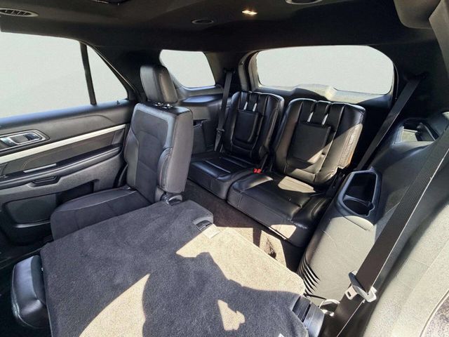 2018 Ford Explorer XLT 4WD - 23033654 - 26