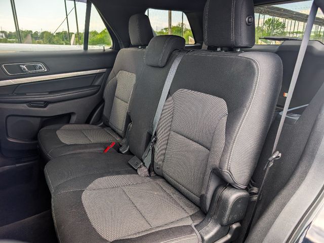 2018 Ford Explorer XLT 4WD - 22993916 - 16
