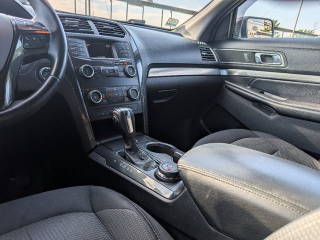 2018 Ford Explorer XLT 4WD - 23071239 - 23