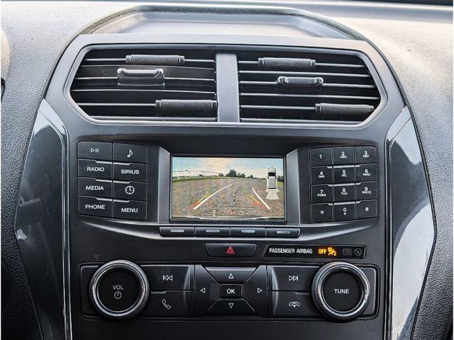 2018 Ford Explorer XLT 4WD - 23071239 - 25