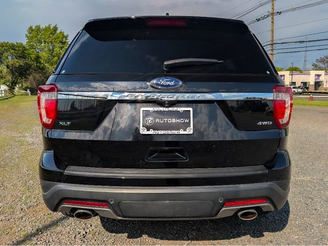 2018 Ford Explorer XLT 4WD - 23071239 - 5