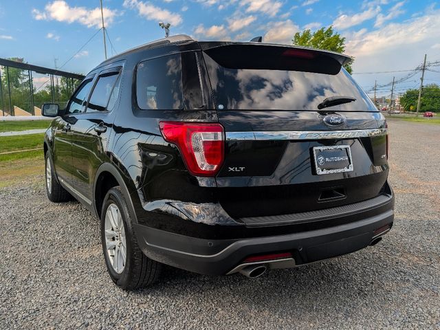 2018 Ford Explorer XLT 4WD - 23071239 - 7