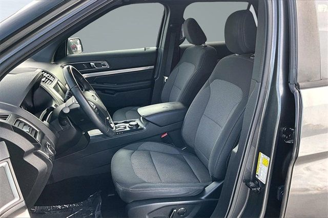 2018 Ford Explorer XLT 4WD - 22974415 - 9