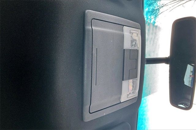 2018 Ford Explorer XLT 4WD - 22974415 - 28