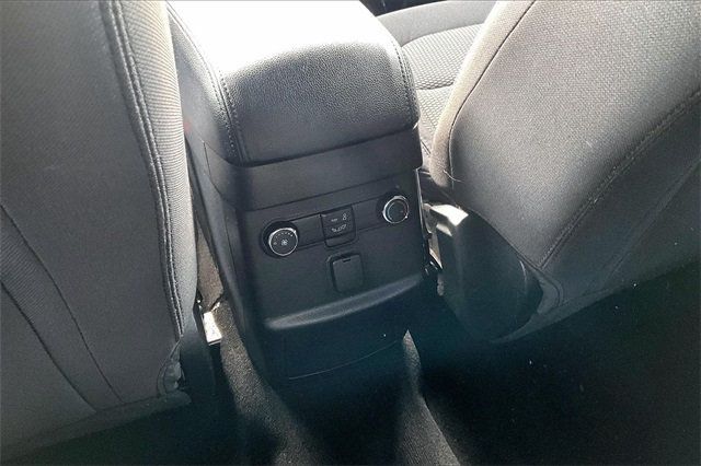 2018 Ford Explorer XLT 4WD - 22974415 - 33