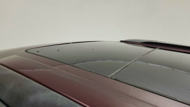 2018 Ford Explorer XLT 4WD - 23068790 - 9