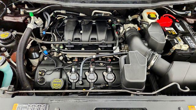 2018 Ford Explorer XLT 4WD - 23068790 - 27