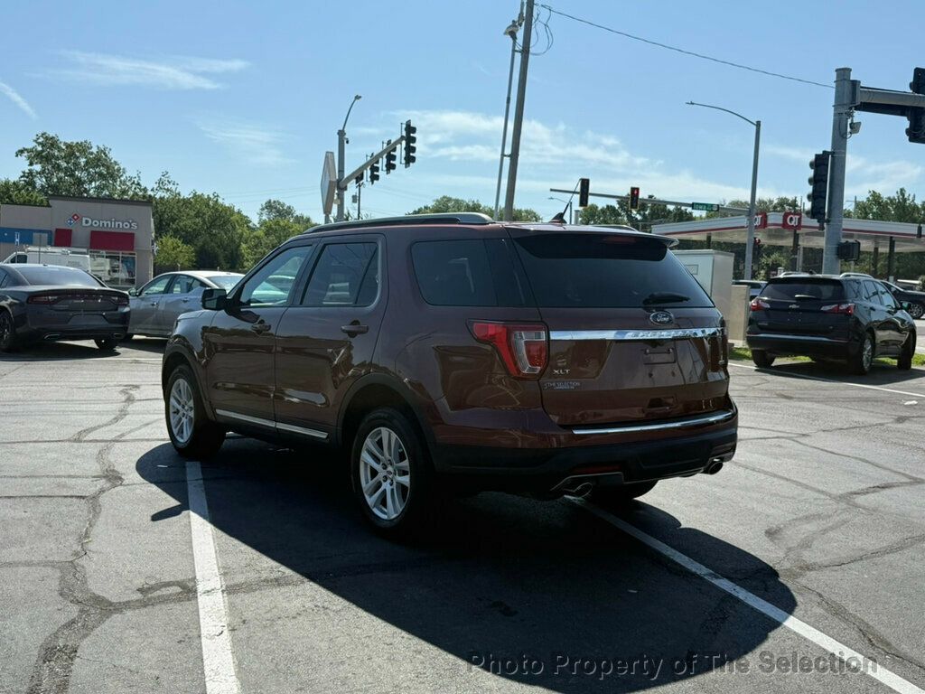 2018 Ford Explorer XLT photo 10