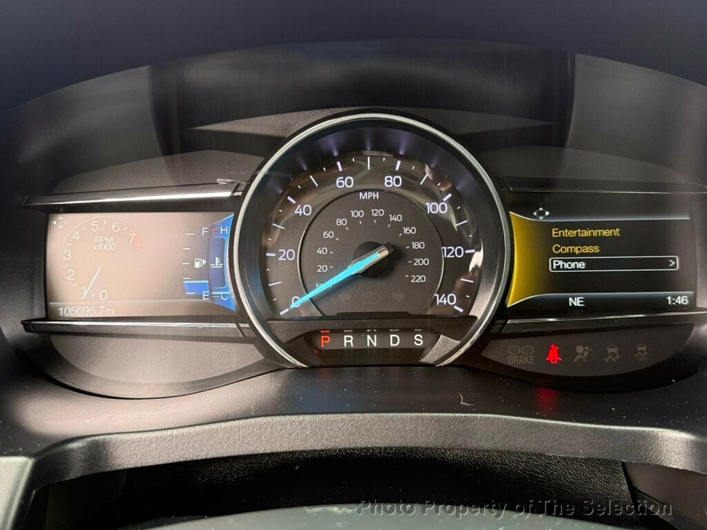2018 Ford Explorer XLT photo 23
