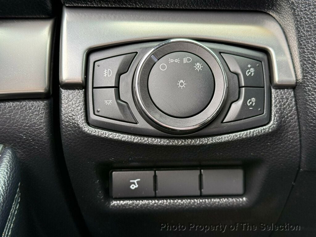 2018 Ford Explorer XLT photo 30