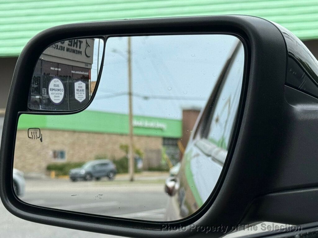 2018 Ford Explorer XLT photo 32