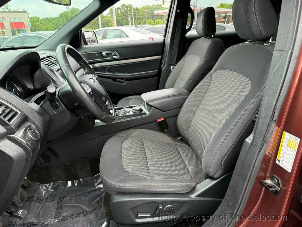 2018 Ford Explorer XLT photo 33