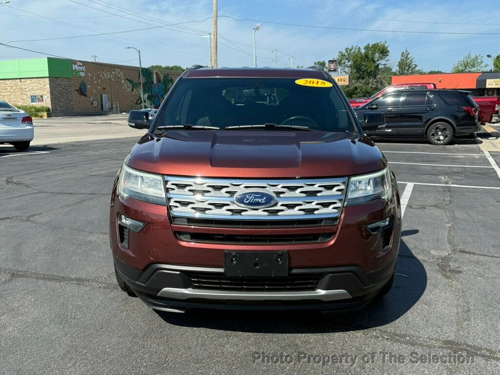 2018 Ford Explorer XLT photo 3