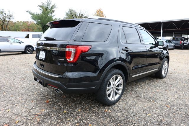 2018 Ford Explorer XLT 4WD with Equipment 202A, Twin Panel Moonroof & 20'' Wheels - 22939867 - 4