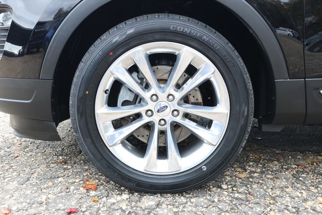 2018 Ford Explorer XLT 4WD with Equipment 202A, Twin Panel Moonroof & 20'' Wheels - 22939867 - 8