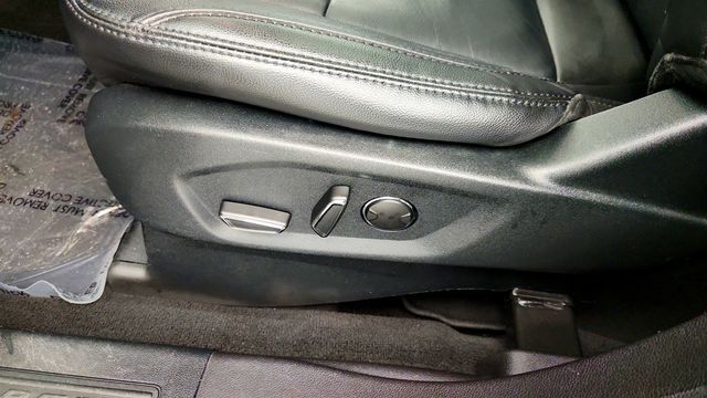 2018 Ford Explorer XLT 4WD with Equipment 202A, Twin Panel Moonroof & Tech Features - 22965173 - 11