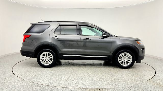 2018 Ford Explorer XLT 4WD with Equipment 202A, Twin Panel Moonroof & Tech Features - 22965173 - 3