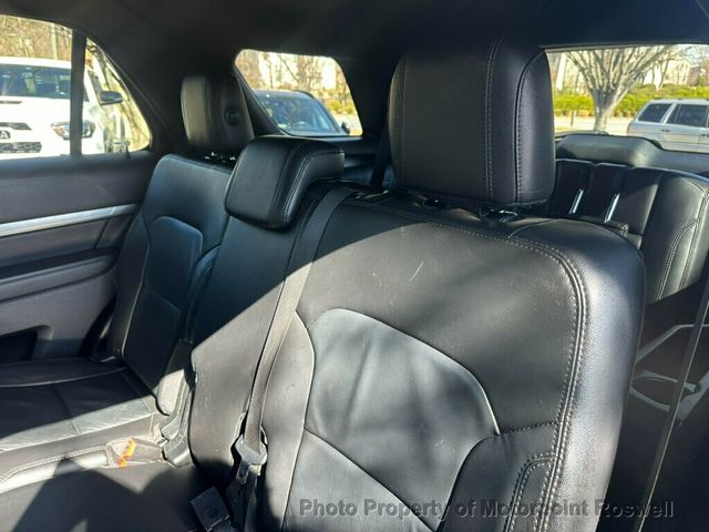 2018 Ford Explorer XLT FWD - 22988238 - 17