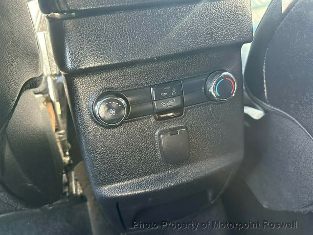 2018 Ford Explorer XLT FWD - 22988238 - 20