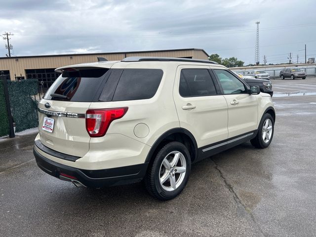 2018 Ford Explorer XLT FWD - 23057682 - 3