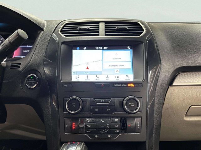 2018 Ford Explorer XLT FWD - 22956376 - 24