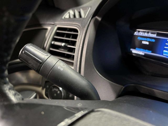 2018 Ford Explorer XLT FWD - 22956376 - 33