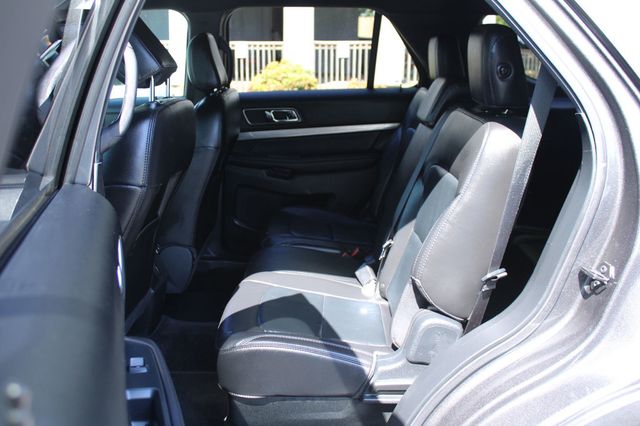 2018 Ford Explorer XLT FWD - 23066755 - 27