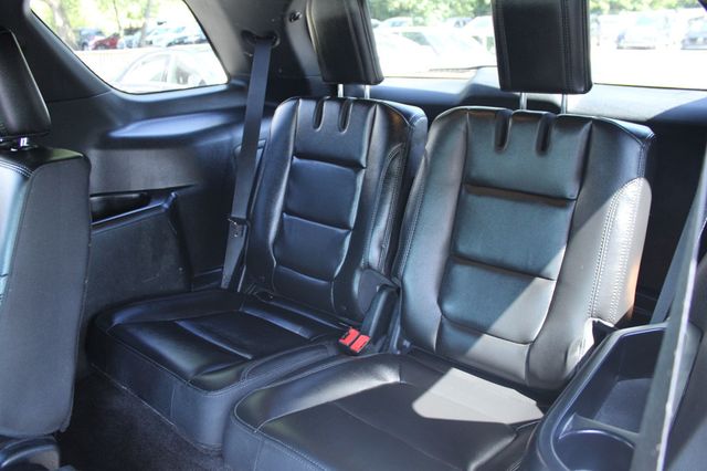 2018 Ford Explorer XLT FWD - 23066755 - 28