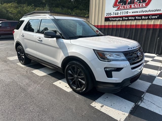 2018 Ford Explorer XLT FWD - 22631709 - 0