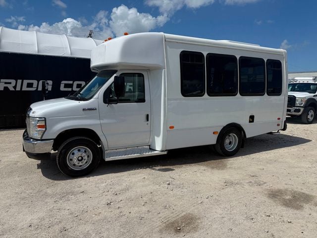2018 Ford E-350 14 Passenger Shuttle Bus  - 23010130 - 1