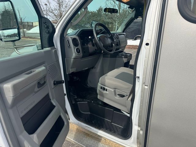 2018 Ford E-450 Wheelchair Shuttle Bus Adults Senior Medical Handicapped ADA Transportation - 22974925 - 18