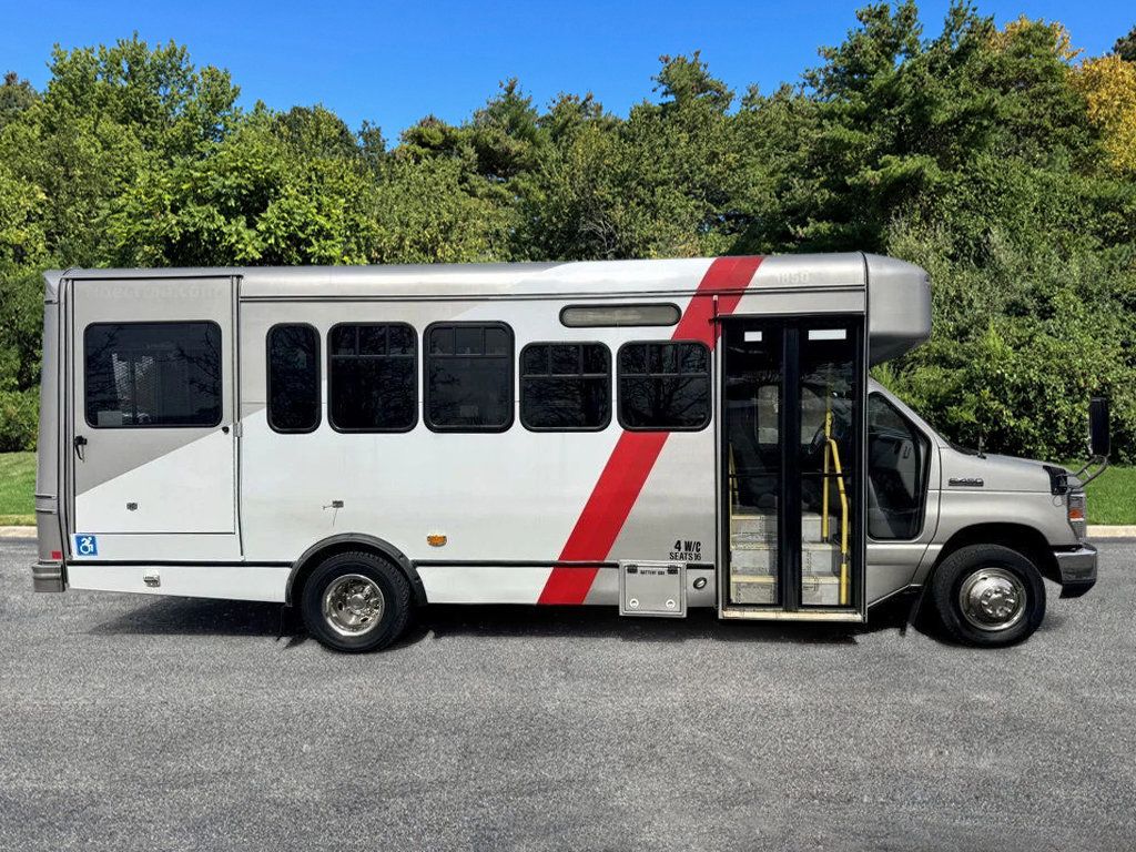2018 Ford E-450 Wheelchair Shuttle Bus For Adults Medical Transport Mobility ADA Handicapped - 22974925 - 1