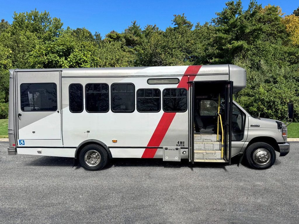2018 Ford E-450 Wheelchair Shuttle Bus For Adults Medical Transport Mobility ADA Handicapped - 22974925 - 2