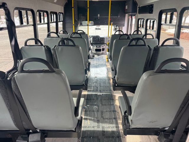 2018 Ford E-450 Wheelchair-Accessible Shuttle Bus Adults Seniors Church & Wheelchair Transportation - 22974925 - 26