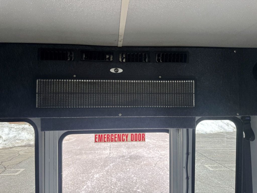 2018 Ford E-450 Wheelchair-Accessible Shuttle Bus Adults Seniors Church & Wheelchair Transportation - 22974925 - 37