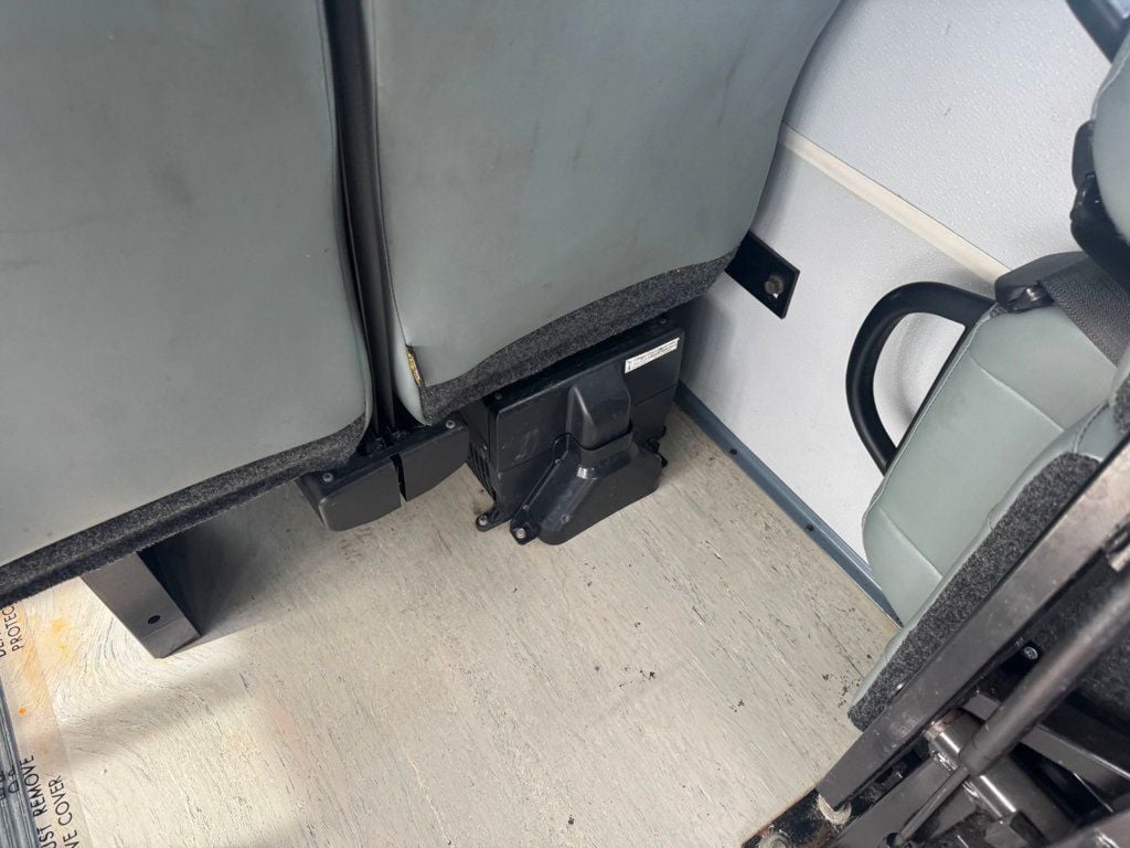 2018 Ford E-450 Wheelchair-Accessible Shuttle Bus Adults Seniors Church & Wheelchair Transportation - 22974925 - 41