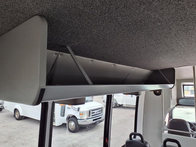 2018 Ford E-Series Cutaway 13 Passenger Shuttle Bus w/Wheelchair - 23032308 - 21