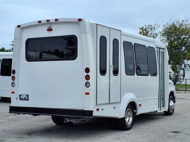 2018 Ford E-Series Cutaway 13 Passenger Shuttle Bus w/Wheelchair - 23032308 - 3