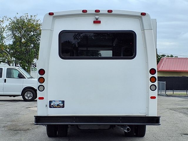 2018 Ford E-Series Cutaway 13 Passenger Shuttle Bus w/Wheelchair - 23032308 - 4