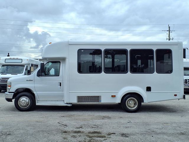 2018 Ford E-Series Cutaway 13 Passenger Shuttle Bus w/Wheelchair - 23032308 - 6