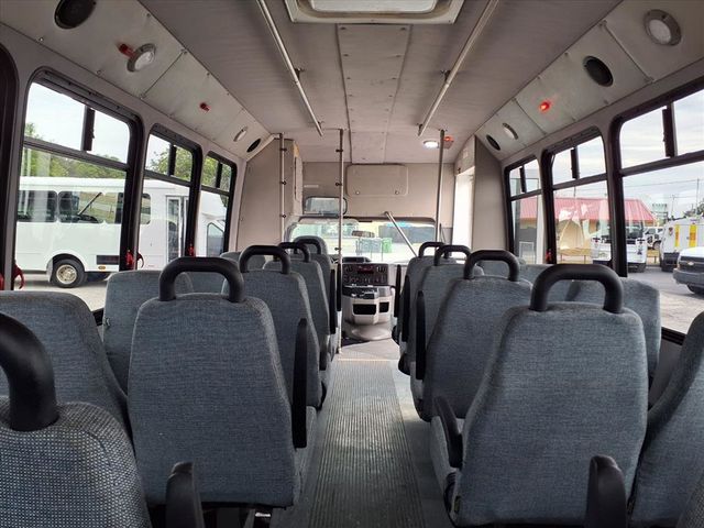 2018 Ford E-Series Cutaway 26 Passenger Shuttle Bus - 22941141 - 15
