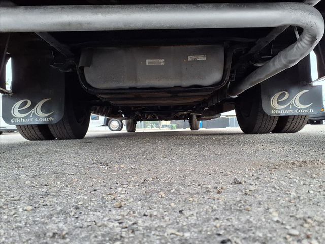 2018 Ford E-Series Cutaway 26 Passenger Shuttle Bus - 22941141 - 21