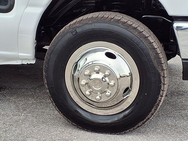 2018 Ford E-Series Cutaway 26 Passenger Shuttle Bus - 22941141 - 31