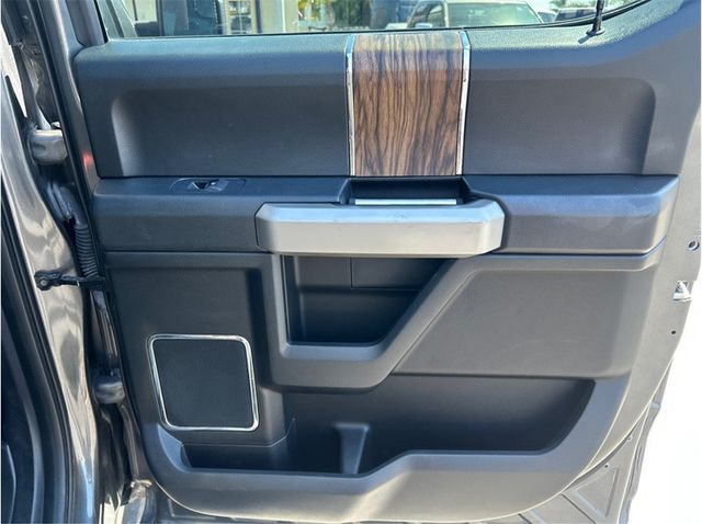 2018 Ford F150 SuperCrew Cab LARIAT 4X4 LEATHER PACKAGE 5.0L BACK UP CAM - 23067515 - 31