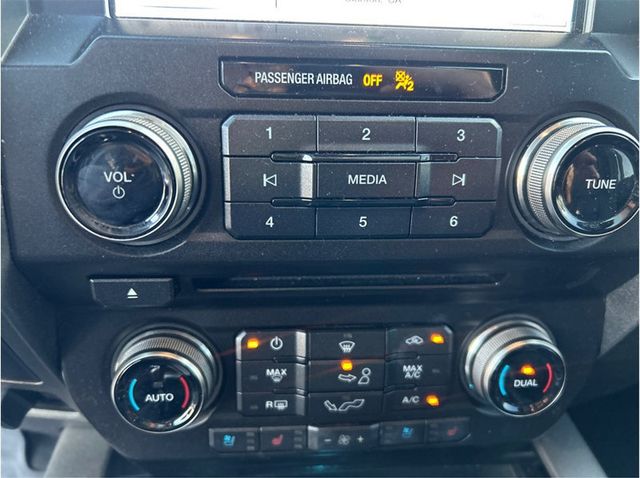 2018 Ford F150 SuperCrew Cab RAPTOR 4X4 NAV BACK UP CAM CLEAN - 23090930 - 18