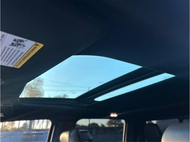 2018 Ford F150 SuperCrew Cab RAPTOR 4X4 NAV BACK UP CAM CLEAN - 23090930 - 25